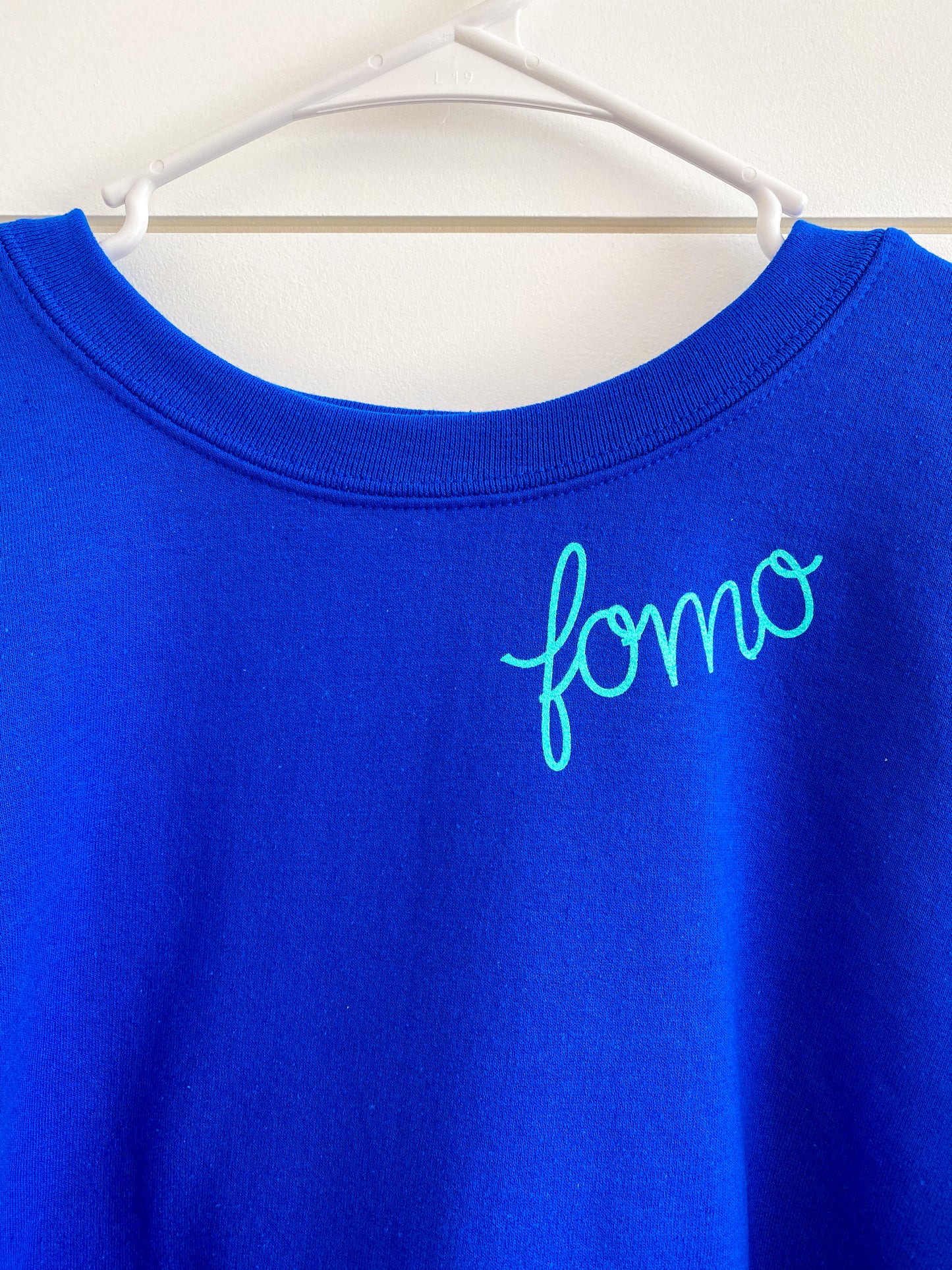 home by nine crewneck (blue)