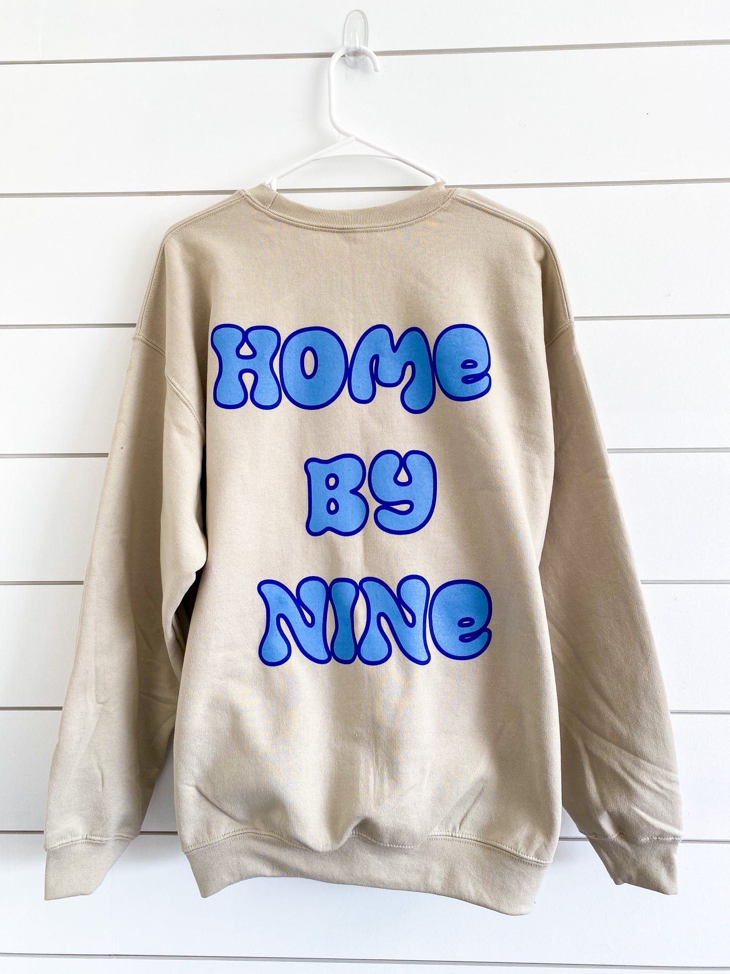 home by nine crewneck (sand)